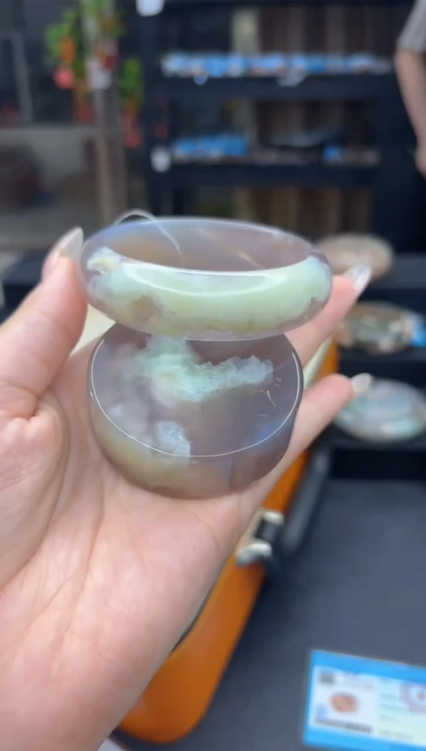 石英质玉手镯未镶嵌406(58圈赠送镯心)