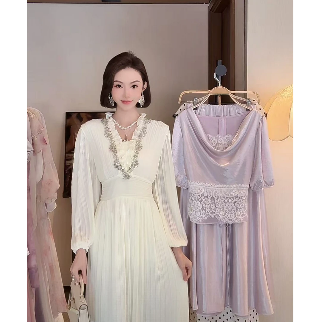 馨儿定制【娇姿美人】夏季新款高级感白色V领镶钻气质连衣裙TZ42028