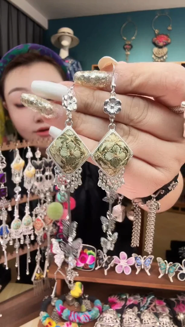 刺绣纯手工民族风刺绣耳环
