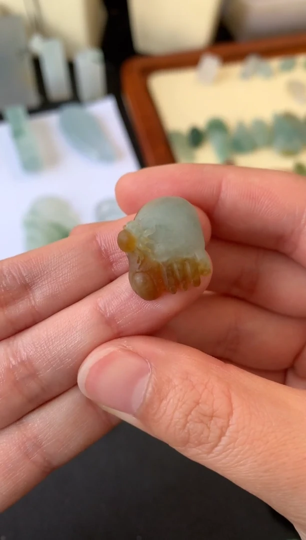 【闪购商品】定制翡翠未镶嵌翡翠