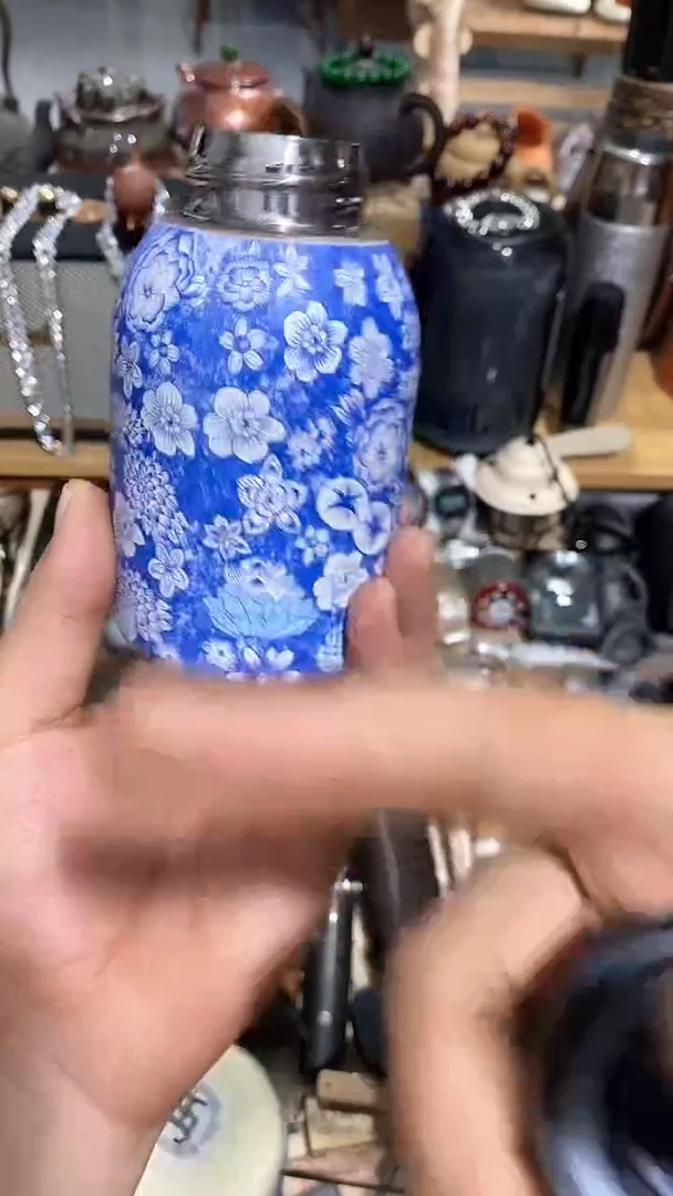 瓷片闪购商品  如图所示