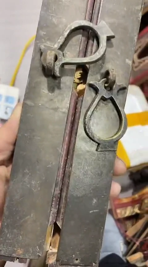 【闪购商品】香榧木一对孤品木雕20