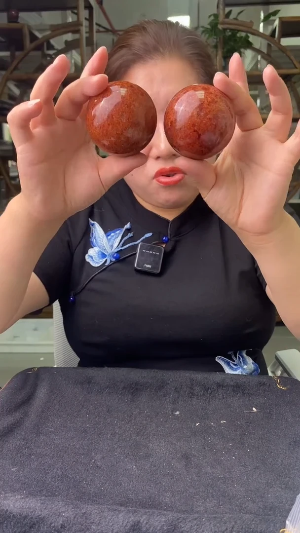 石英质玉球未镶嵌草莓晶球D85多样性发其一