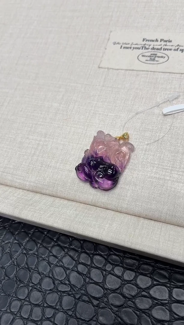 吊坠(不含链)18K金镶嵌水晶超七吊坠