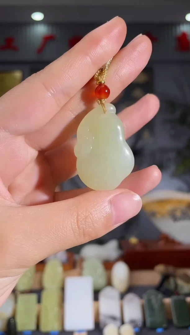 【闪购商品】和田玉颈饰未镶嵌拍一发一 多样性发货