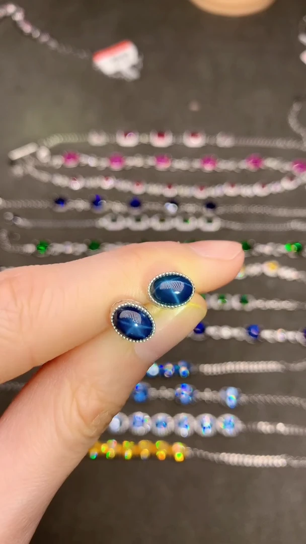 【闪购商品】星光蓝宝石耳饰银S925镶嵌..........