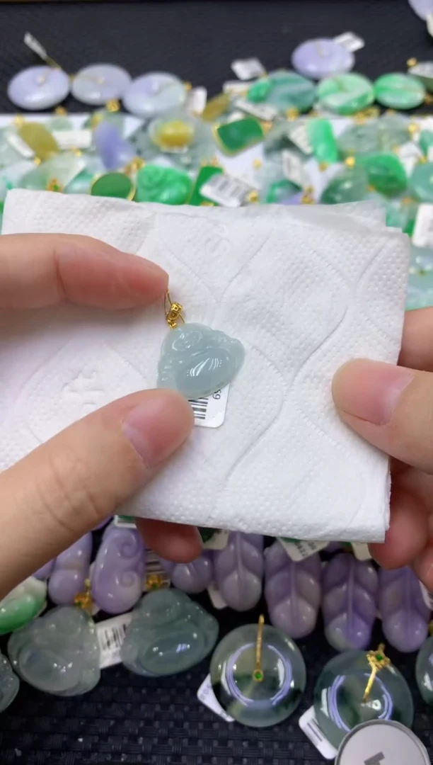 颈饰未镶嵌翡翠天然缅甸翡翠A货