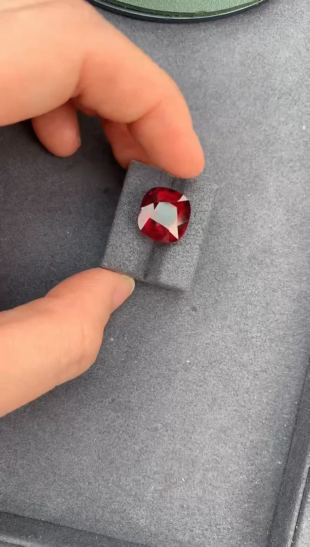 【闪购商品】碧玺裸石未镶嵌11ct卢比莱