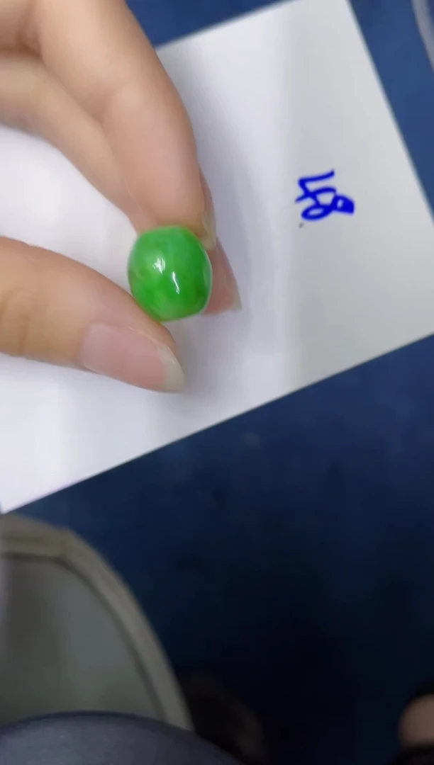 颈饰未镶嵌翡翠缅甸天然翡翠A货