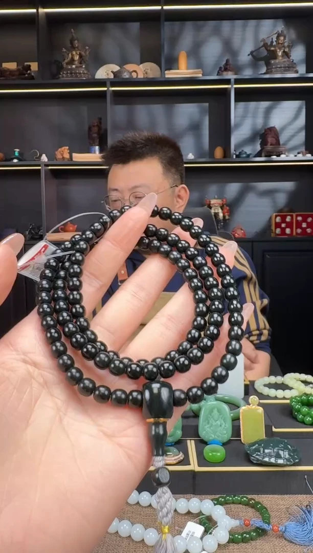 【闪购商品】和田玉1未镶嵌7mm黑青老型108