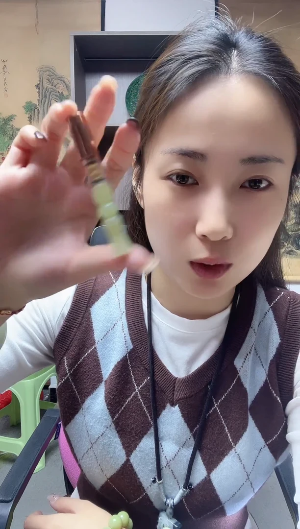 未镶嵌蛇纹石玉手把烟嘴-多样性发货其中发一