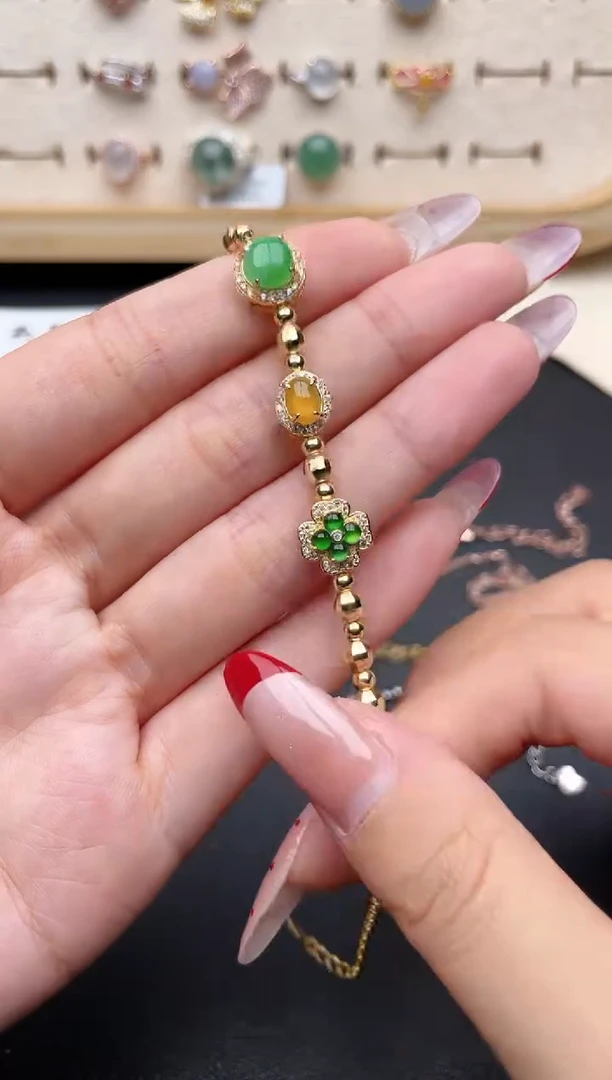 【闪购商品】翡翠手链银S925镶嵌一物一证一礼盒