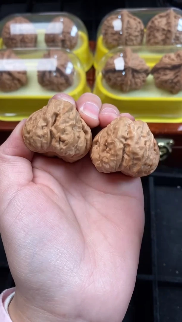 把件文玩核桃蛤蟆头36尺Q392