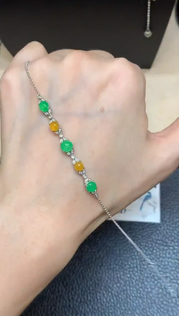 18K金镶嵌手链翡翠蛋面【无服务费