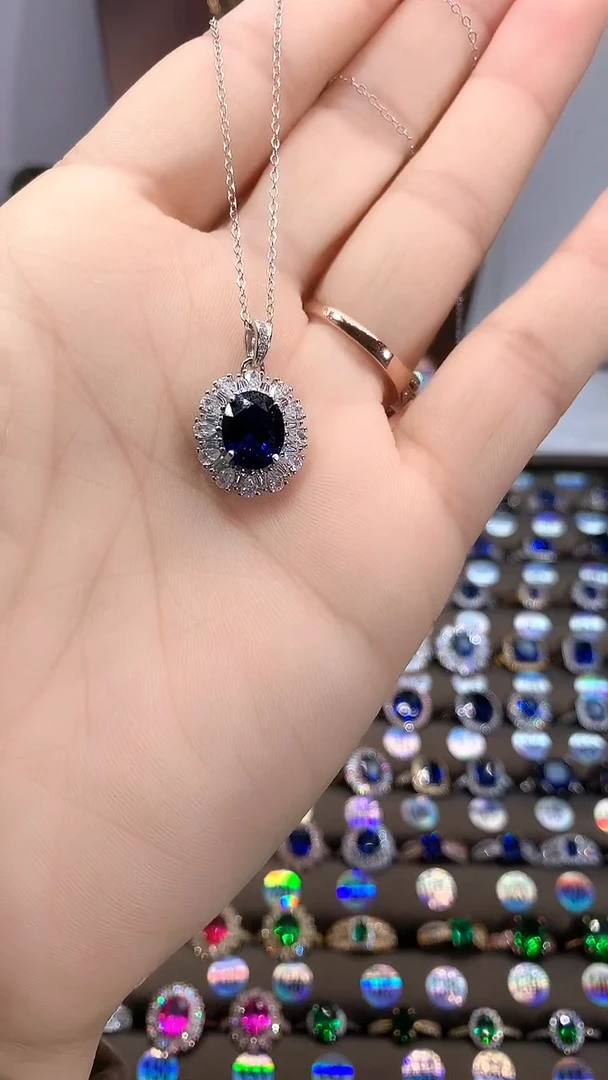 【闪购商品】蓝宝石吊坠(赠链)银S925镶嵌银色