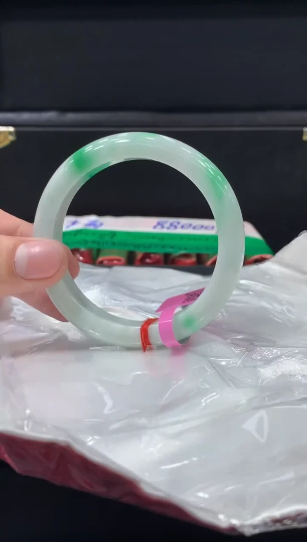 未镶嵌手镯翡翠翡翠手镯