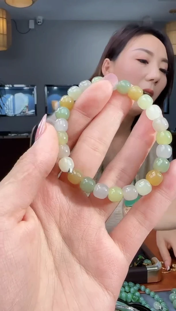 未镶嵌手链和田玉1