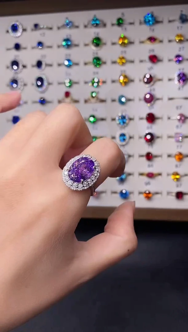 20克拉蓝宝石（处理）欧美风戒指