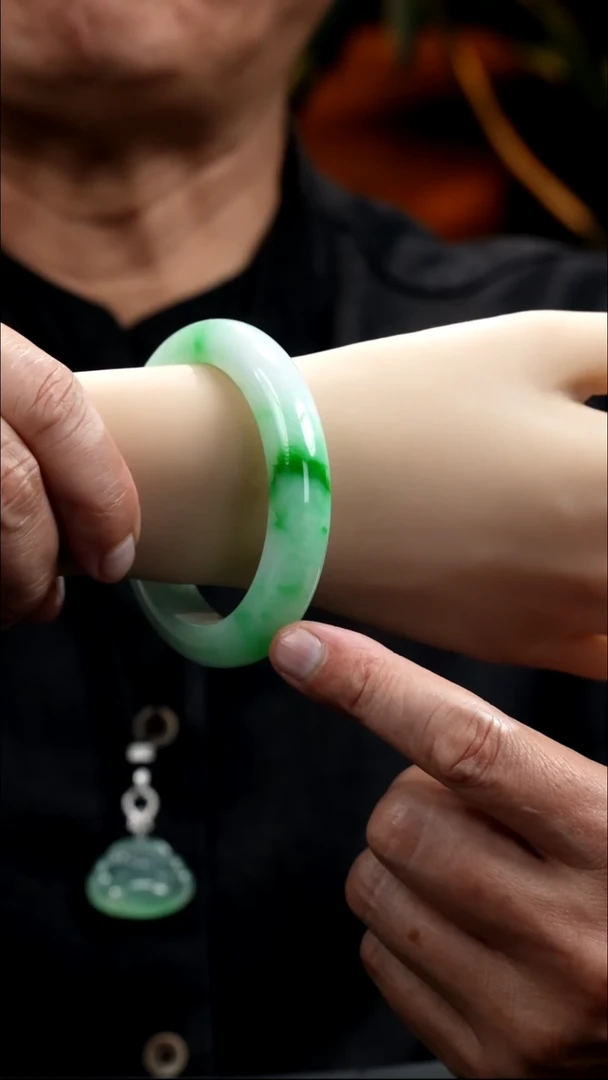 未镶嵌手镯翡翠3331·