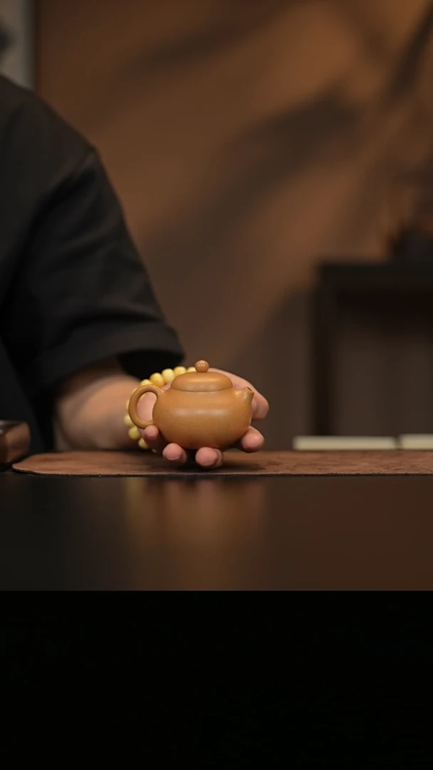 允禾斋 紫砂壶  文旦 黄段