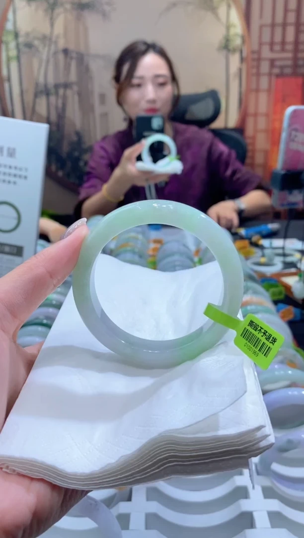 未镶嵌手镯翡翠00072672