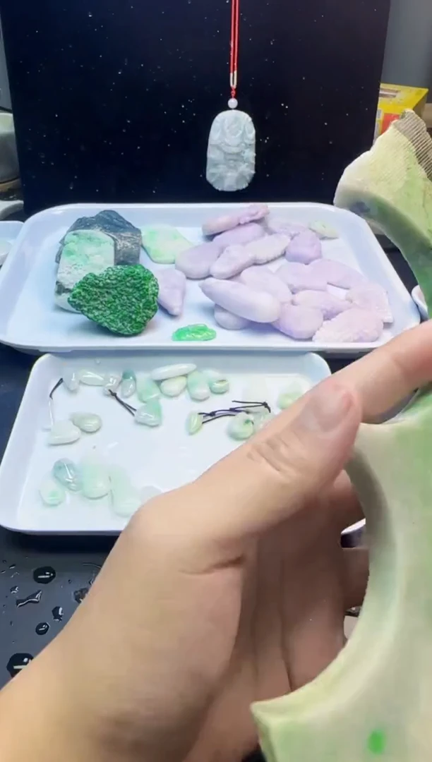 颈饰未镶嵌翡翠019天然A货翡翠