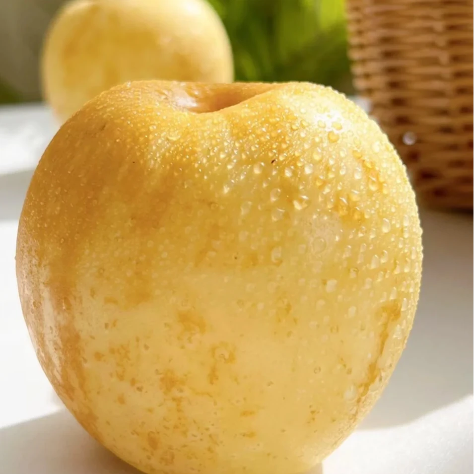 【黄金维纳斯苹果】表面果锈是好吃的象征 不是坏 4个(770g)
