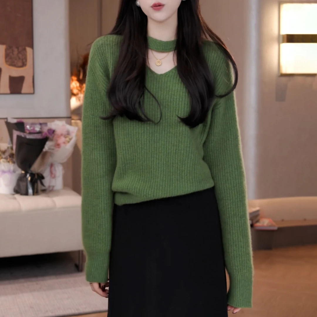 韩系减龄V领挂脖针织衫女2025秋冬新款气质百搭显瘦长袖毛衣上衣