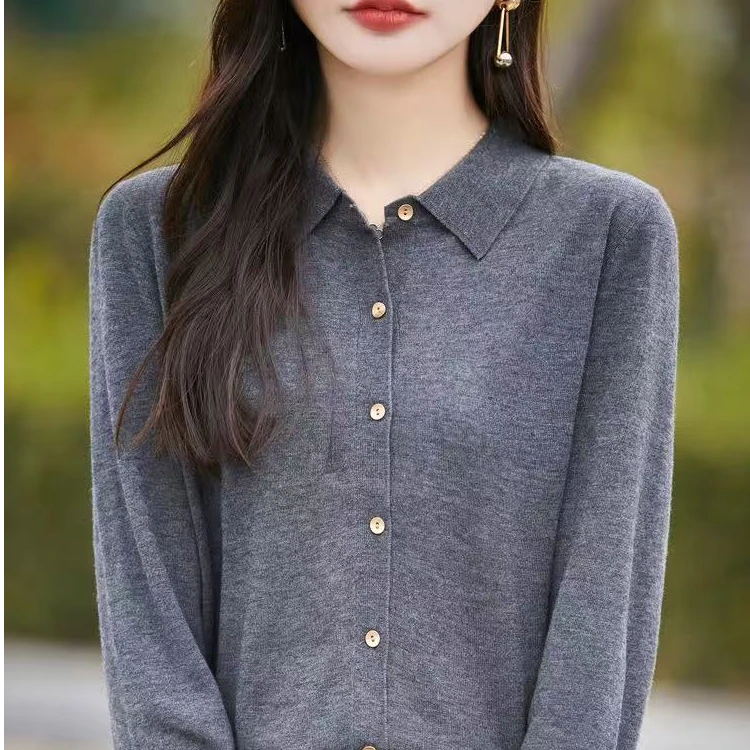 新品上新 精纺羊毛翻领开衫 501