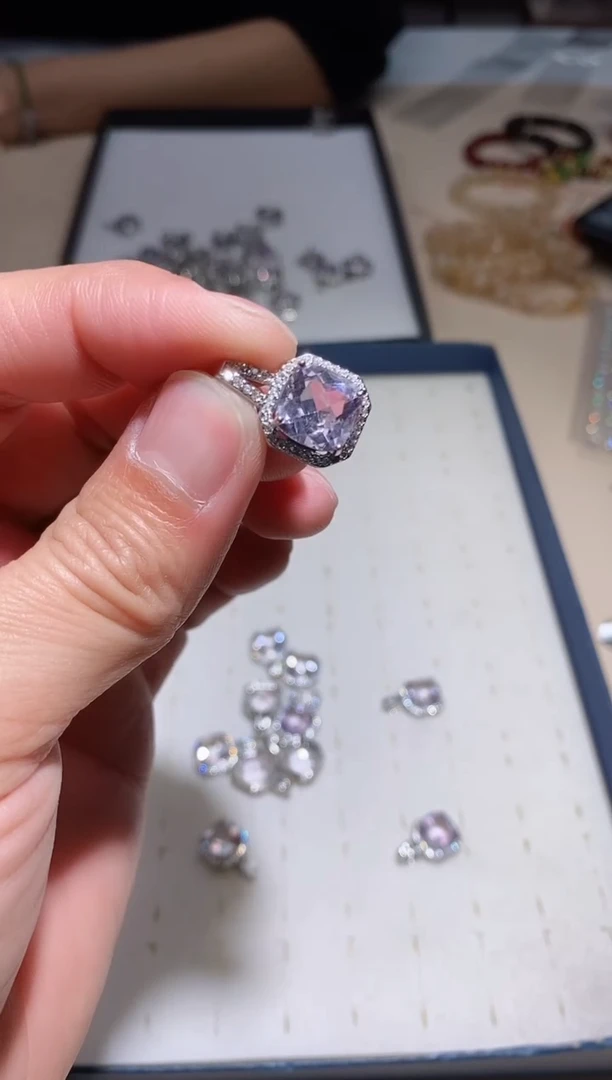 【闪购商品】水晶吊坠(不含链)未镶嵌多样性发其一【41】