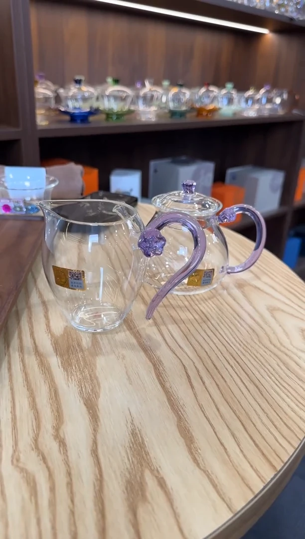 怡莲浅紫色+清莲壶浅紫色