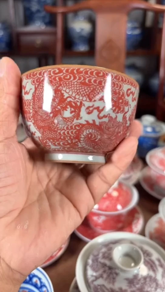 柴窑釉里红老陶泥开片九龙杯杯