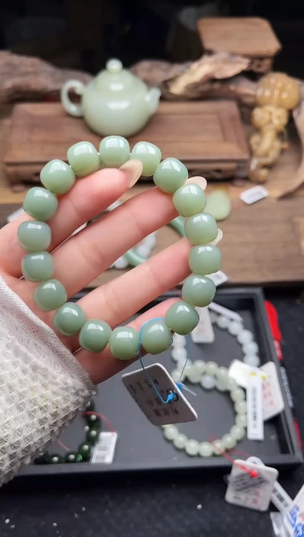 未镶嵌手串和田玉卡12且末蓝调 老型 6009040