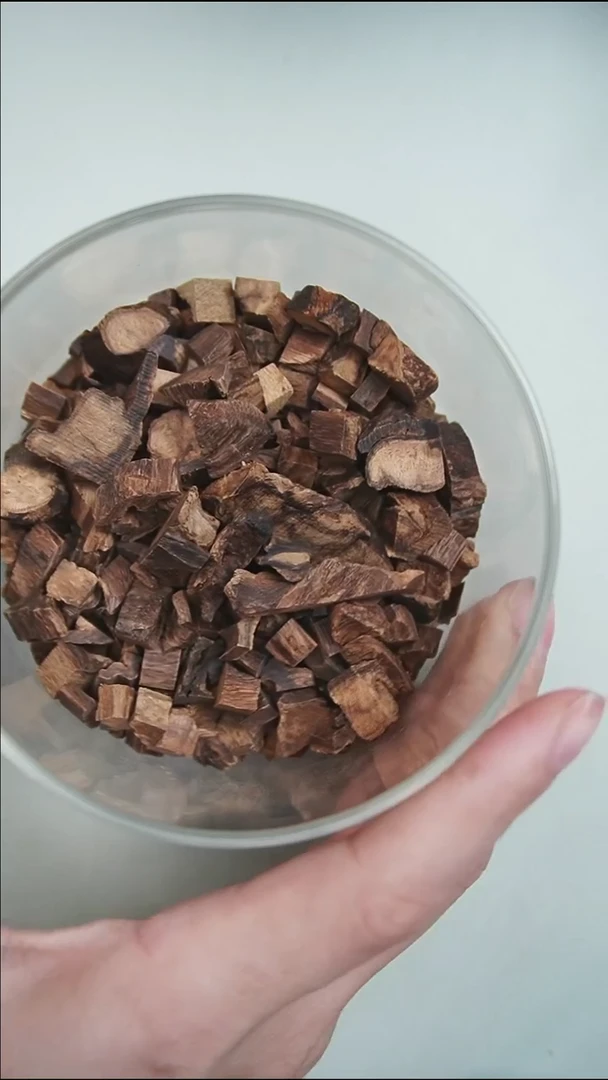 沉香沉香碎屑金三角沉香 车珠碎料、粉 1g