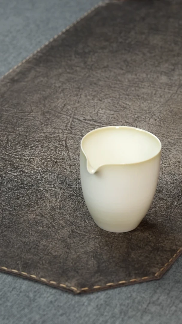 【闪购商品】紫砂茶宠瓷公道杯