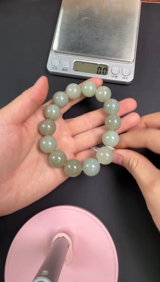 【闪购商品】和田玉手串未镶嵌且末微色差近矿卡16