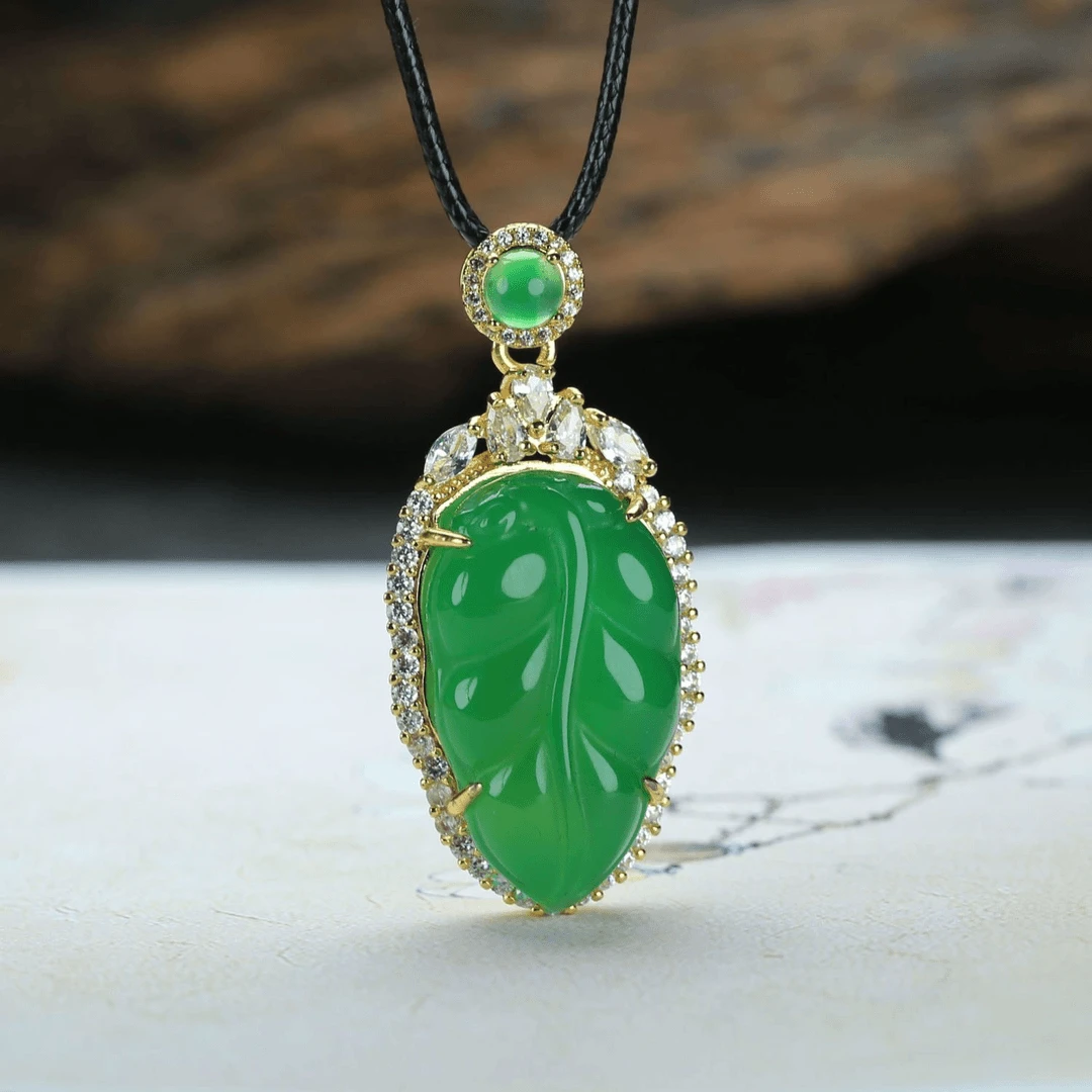 七夕礼物合金玉髓吊坠项链气质时尚多样性发货QTL409002