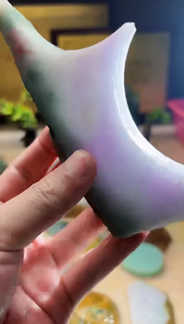翡翠挂件未镶嵌A货张麦9575