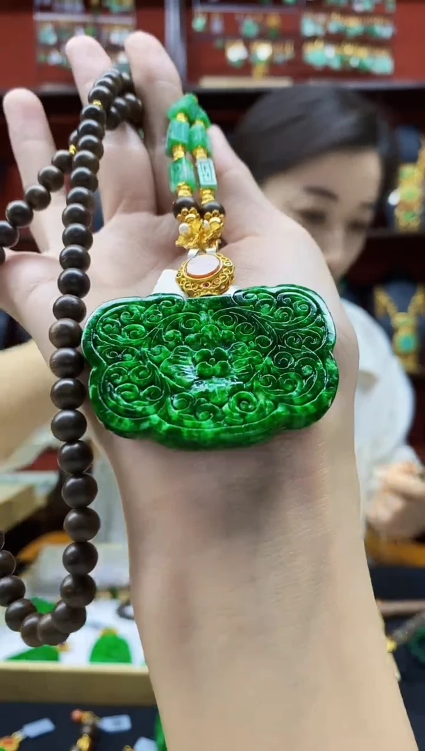 颈饰未镶嵌翡翠翡翠吊坠