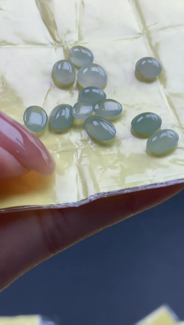 翡翠散珠天然翡翠裸石蛋面4