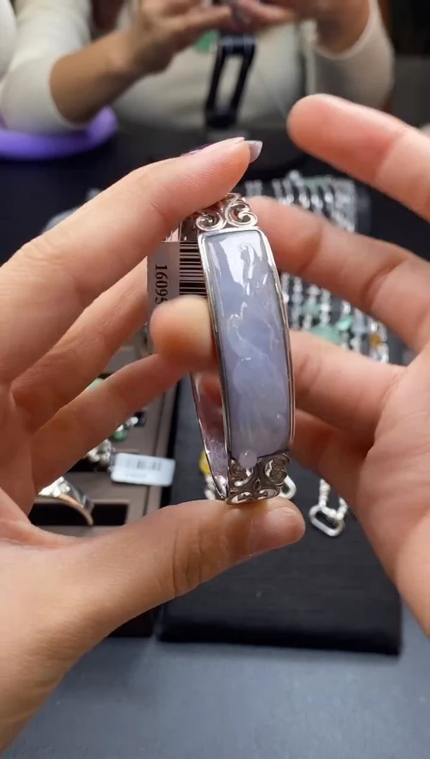 颈饰银S925镶嵌翡翠16095  .57到58圈