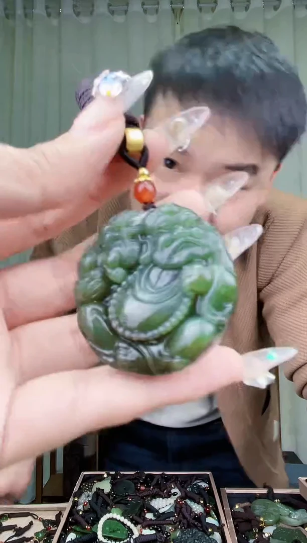 【闪购商品】和田玉挂件未镶嵌拍一发一，多样性发货！