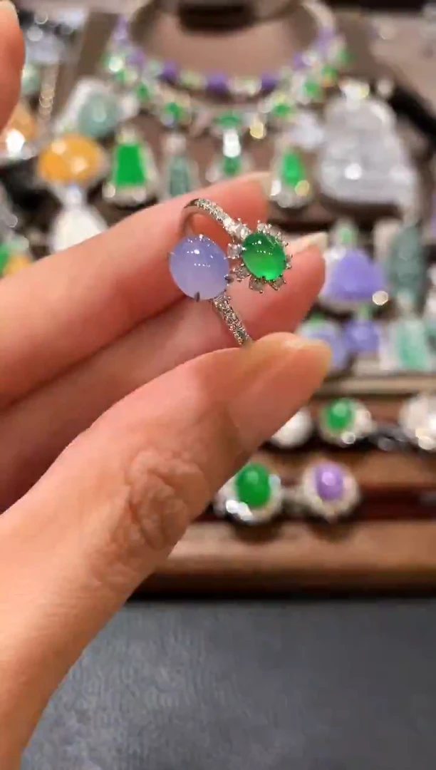 18K金镶嵌戒指翡翠m16