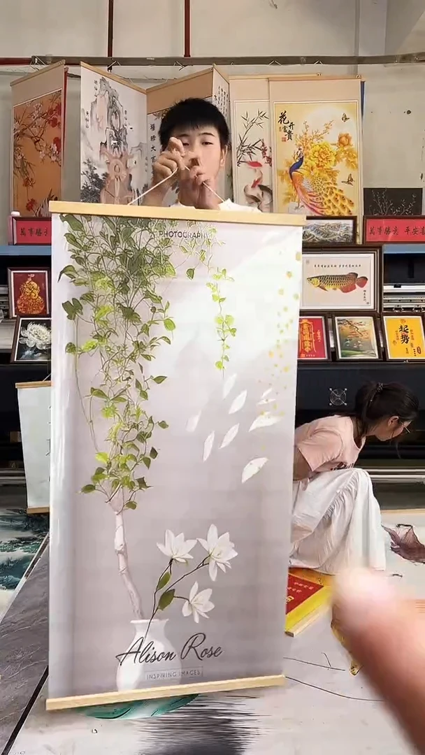 竖款竖款挂画仓库清仓 少量有微瑕以直播间为准，尺寸60-120