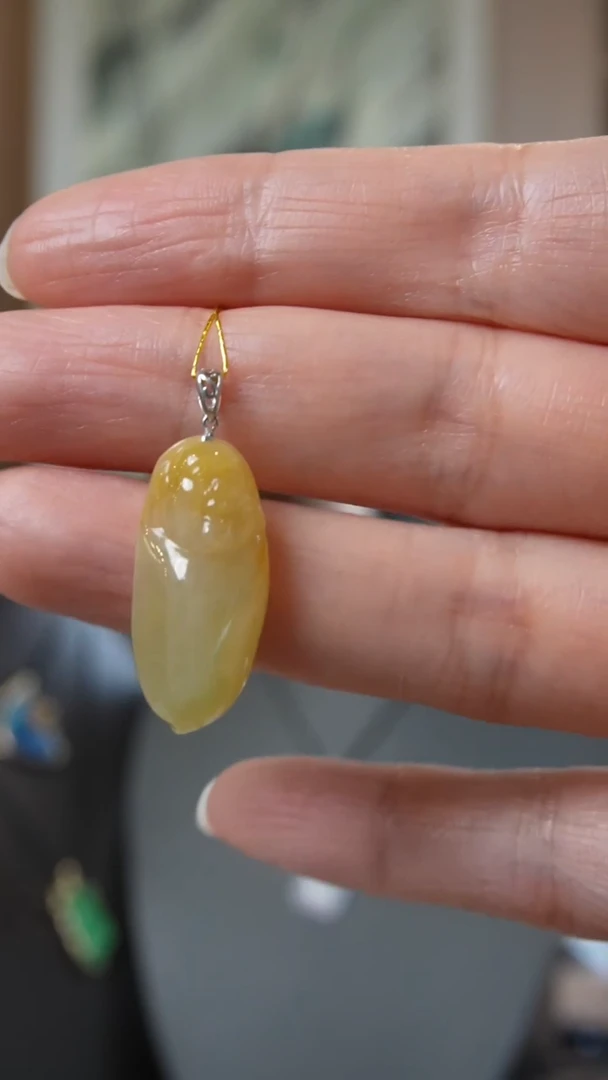 【闪购商品】翡翠吊坠(不含链)18K金镶嵌天然缅甸翡翠吊坠