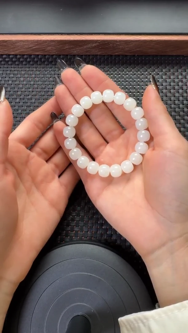 未镶嵌手串和田玉且末金山白玉老型珠卡9*10手串