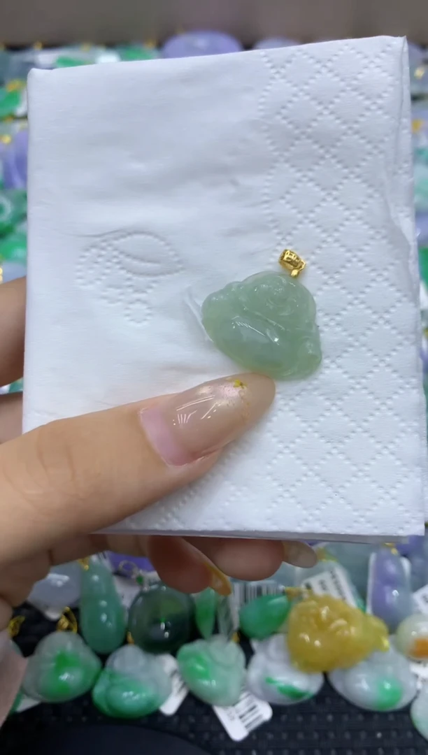 颈饰未镶嵌翡翠天然缅甸翡翠A货