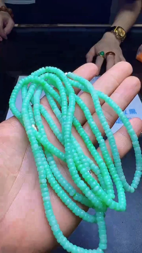 未镶嵌定制翡翠天然翡翠A货多样性发货发其一