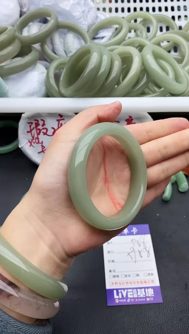 未镶嵌手镯石英质玉536+57/58