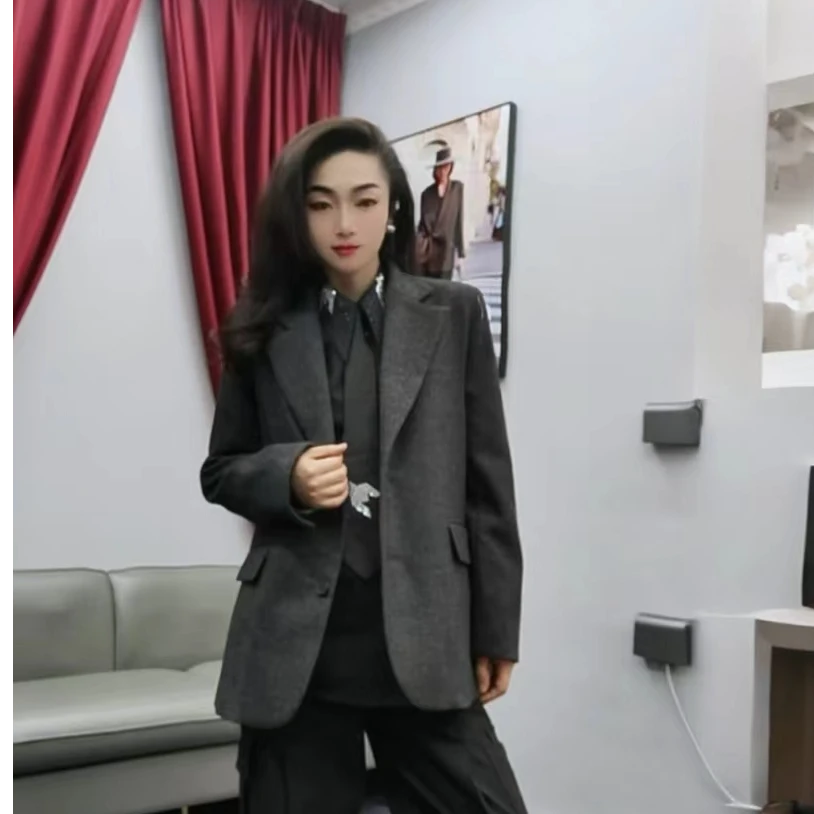《谢小妹》小众设计秋冬网红时尚百搭女士西装外套